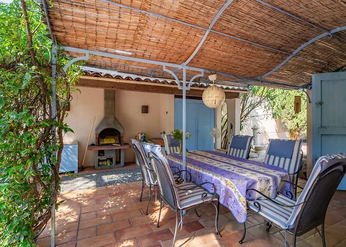 Font Mourier By Interhome